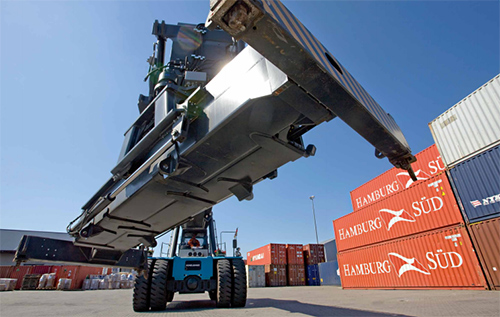 啟洋機(jī)電：集裝箱正面吊的優(yōu)勢有哪些